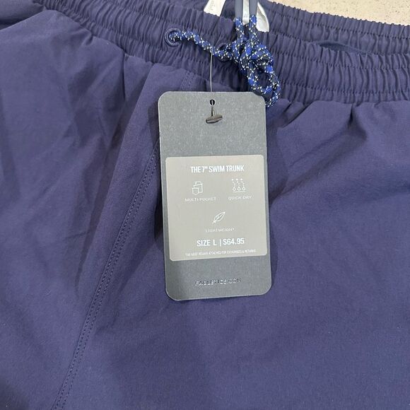 NEW WITH TAG! Men's Fabletics Navy Blue 7" Swim Trunk Size Large - Picture 3 of 6